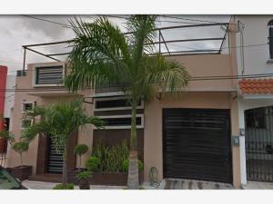 Casa en venta en Prados de Villahermosa, Centro, Tabasco