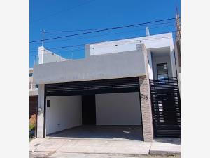Casa en venta en Graciano Sánchez Romo, Boca del Río, Veracruz de Ignacio de la Llave