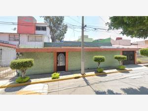 Casa en remate en Electra, Tlalnepantla de Baz, México