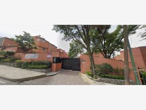 Casa en remate en El Capulin, Tlalpan, Ciudad de México