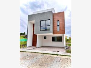 Casa en venta en Lomas de Angelópolis, San Andrés Cholula, Puebla