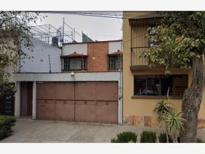 Casa en venta en Del Carmen, Coyoacán, Ciudad de México