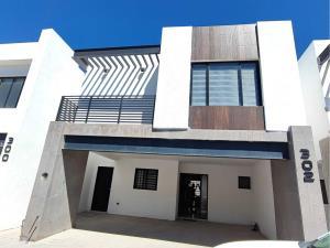 Casa en venta en Los Viñedos, Torreón, Coahuila de Zaragoza Casa en venta en Los Viñedos, Torreón, Coahuila de Zaragoza