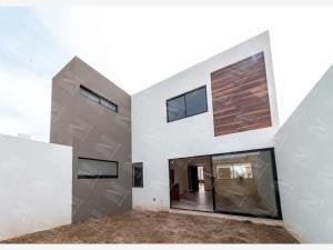 Casa en venta en Centro, León, Guanajuato