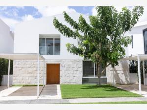 Casa en venta en Paraíso Country Club, Emiliano Zapata, Morelos Casa en venta en Paraíso Country Club, Emiliano Zapata, Morelos