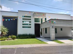Casa en venta en Lomas de Cocoyoc, Atlatlahucan, Morelos