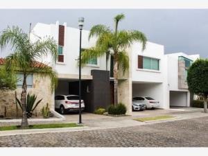Casa en venta en Lomas de Angelópolis, San Andrés Cholula, Puebla