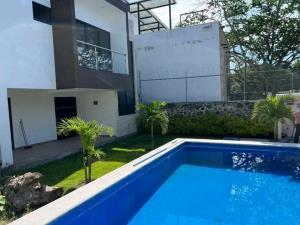 Casa en venta en Pedregal de las Fuentes, Jiutepec, Morelos