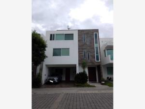 Casa en Venta en Lomas de Angelópolis, San Andrés Cholula