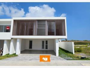Casa en venta en Punta Tiburón, Residencial, Marina y Golf, Alvarado, Veracruz de Ignacio de la Llave Casa en venta en Punta Tiburón, Residencial, Marina y Golf, Alvarado, Veracruz de Ignacio de la Llave