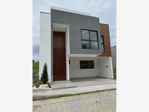 Casa en venta en Lomas de Angelópolis, San Andrés Cholula, Puebla
