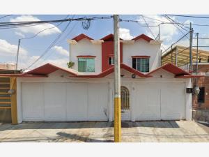 Casa en remate en Las Salinas, Texcoco, México