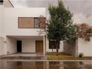 Casa en venta en La Carcaña, San Pedro Cholula, Puebla
