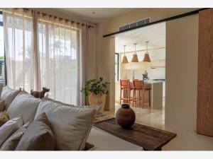Casa en venta en Miravalle, Monterrey, Nuevo León Casa en venta en Miravalle, Monterrey, Nuevo León