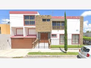 Casa en remate en Jardines del Country, Guadalajara, Jalisco