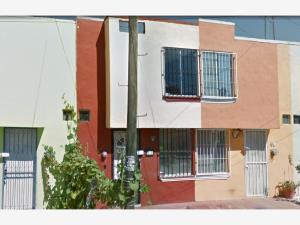 Casa en venta en Parques de Zapopan, Zapopan, Jalisco
