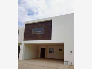 Casa en venta en Villas del Renacimiento, Torreón, Coahuila de Zaragoza