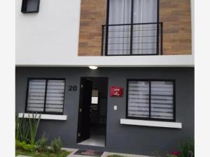 Casa en venta en Zákia, El Marqués, Querétaro