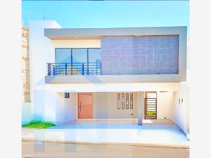 Casa en venta en Lomas de la Rioja, Alvarado, Veracruz de Ignacio de la Llave Casa en venta en Lomas de la Rioja, Alvarado, Veracruz de Ignacio de la Llave