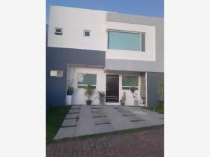 Casa en venta en Residencial las Trojes, Corregidora, Querétaro