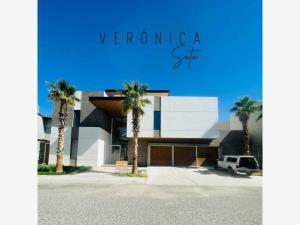 Casa en venta en Mision de los Lagos, Juárez, Chihuahua