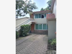 Casa en venta en Anexo Jardines de San Mateo, Naucalpan de Juárez, México