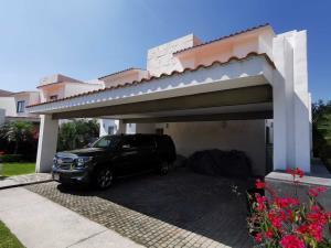 Casa en venta en Paraíso Country Club, Emiliano Zapata, Morelos Casa en venta en Paraíso Country Club, Emiliano Zapata, Morelos