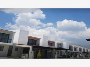 Casa en venta en Bellavista, Metepec, México