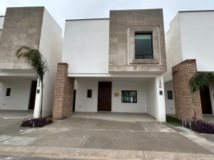 Casa en venta en La Rioja Residencial, Torreón, Coahuila de Zaragoza