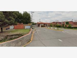Casa en venta en San Mateo Otzacatipan, Toluca, México