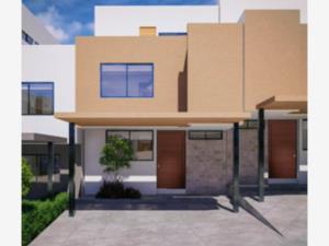Casa en venta en Zákia, El Marqués, Querétaro
