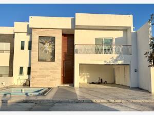 Casa en venta en Las Trojes, Torreón, Coahuila de Zaragoza Casa en venta en Las Trojes, Torreón, Coahuila de Zaragoza