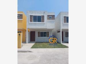 Casa en venta en Vicente Guerrero, Tampico, Tamaulipas