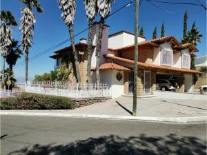 Casa en venta en Vista Real y Country Club, Corregidora, Querétaro
