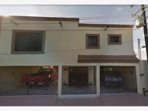 Casa en venta en Fidel Velázquez, Cadereyta Jiménez, Nuevo León