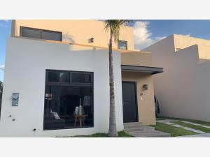 Casa en venta en Puerta Real, Corregidora, Querétaro