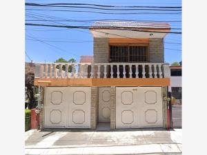 Casa en venta en Valle Dorado, Tlalnepantla de Baz, México