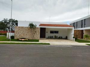 Casa en venta en Bosques de Conkal, Conkal, Yucatán Casa en venta en Bosques de Conkal, Conkal, Yucatán