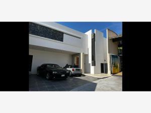 Casa en venta en Palmira Tinguindin, Cuernavaca, Morelos