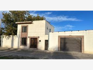 Casa en venta en Las Palmeras, Parras, Coahuila de Zaragoza Casa en venta en Las Palmeras, Parras, Coahuila de Zaragoza