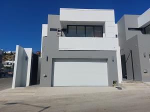 Casa en venta en Hacienda Agua Caliente, Tijuana, Baja California