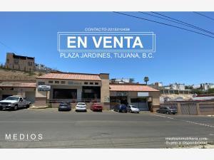 Local en venta en Jardines de Agua Caliente, Tijuana, Baja California
