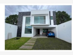 Casa en venta en Hacienda San Antonio, Metepec, México