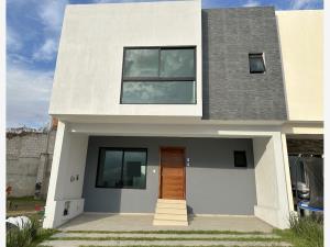 Casa en venta en Valle Imperial, Zapopan, Jalisco