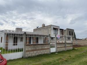 Casa en venta en San Pablo Autopan, Toluca, México
