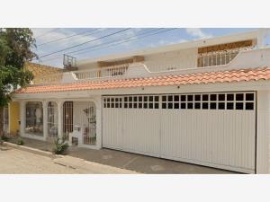 Casa en venta en Valle Dorado II, Mazatlán, Sinaloa