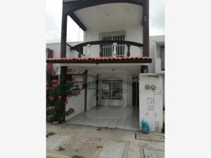 Casa en venta en Playa Azul, Cunduacán, Tabasco
