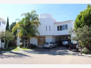 Casa en venta en El Campanario, El Marqués, Querétaro Casa en venta en El Campanario, El Marqués, Querétaro