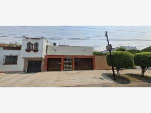 Casa en venta en Claveria, Azcapotzalco, Ciudad de México