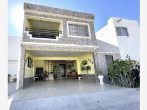 Casa en venta en La Perla, Torreón, Coahuila de Zaragoza